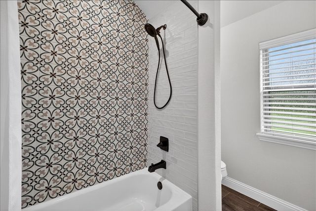 455 Christian Way, Azle, TX 76020