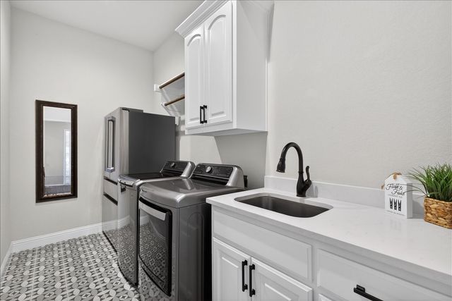 455 Christian Way, Azle, TX 76020