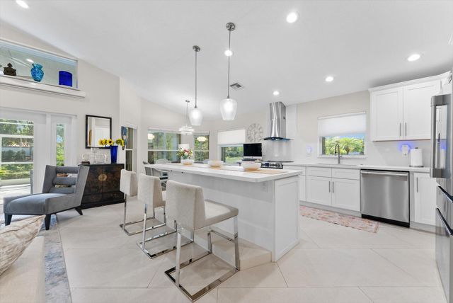 6854 Rienzo Street, Lake Worth, FL 33467