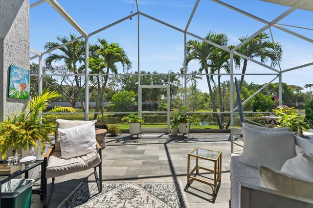 6854 Rienzo Street, Lake Worth, FL 33467