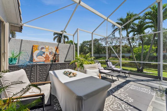 6854 Rienzo Street, Lake Worth, FL 33467