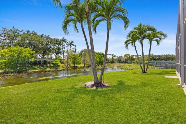 6854 Rienzo Street, Lake Worth, FL 33467