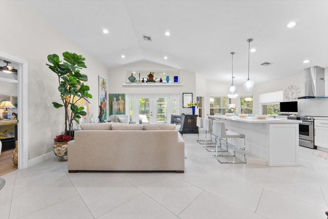 6854 Rienzo Street, Lake Worth, FL 33467