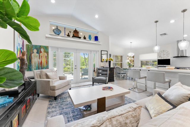 6854 Rienzo Street, Lake Worth, FL 33467