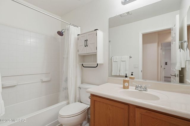 512 W Camino Tunera, Sahuarita, AZ 85629