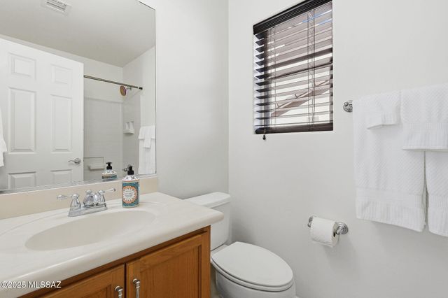 512 W Camino Tunera, Sahuarita, AZ 85629