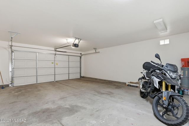 512 W Camino Tunera, Sahuarita, AZ 85629