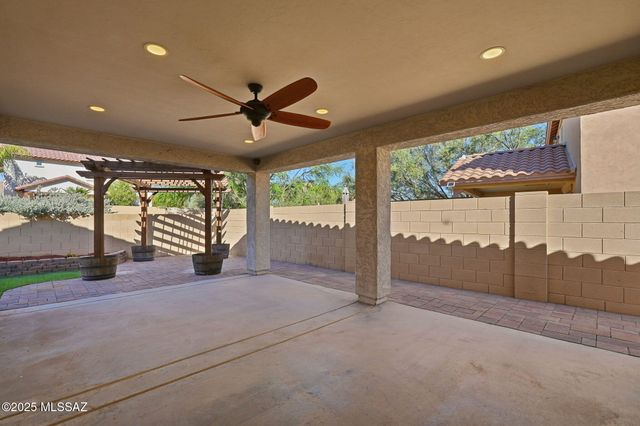 512 W Camino Tunera, Sahuarita, AZ 85629