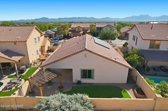 512 W Camino Tunera, Sahuarita, AZ 85629