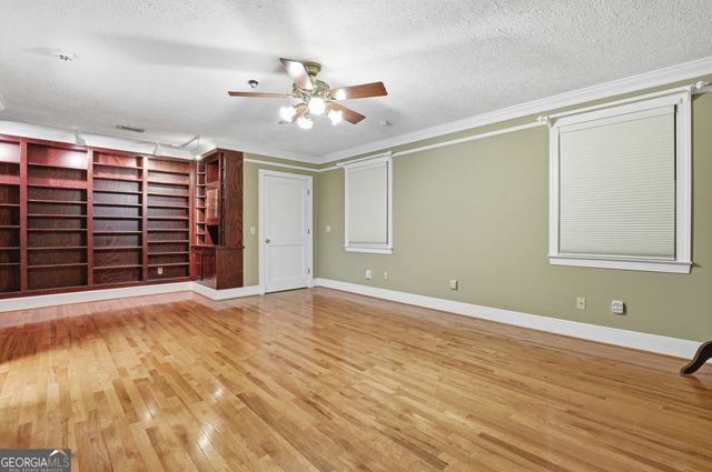 1333 E 52nd Street, Savannah, GA 31404