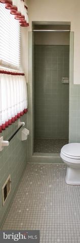 7087 LAKEVIEW DR, Warrenton, VA 20187