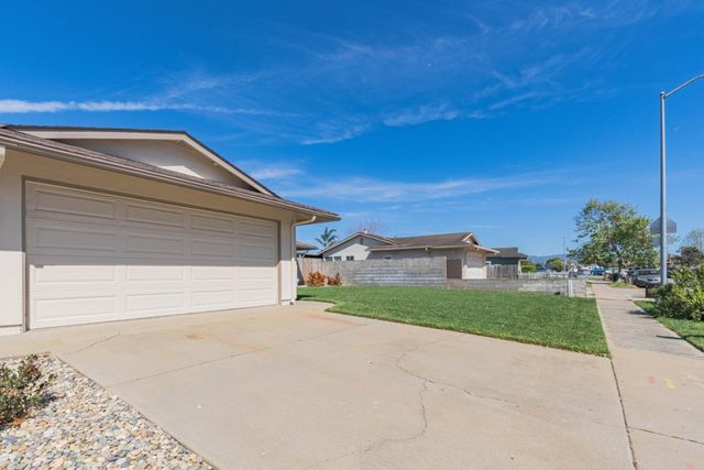 18505 Swaner Avenue, Salinas, CA 93906