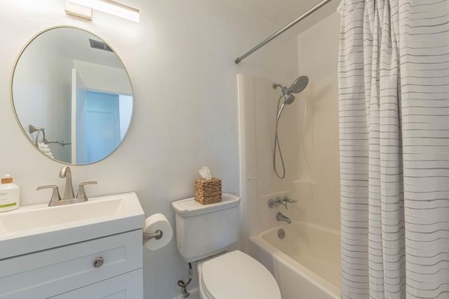 18505 Swaner Avenue, Salinas, CA 93906