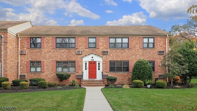 52 Sandra Circle 2B, Westfield Town, NJ 07090
