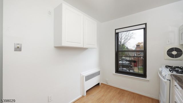 52 Sandra Circle 2B, Westfield Town, NJ 07090