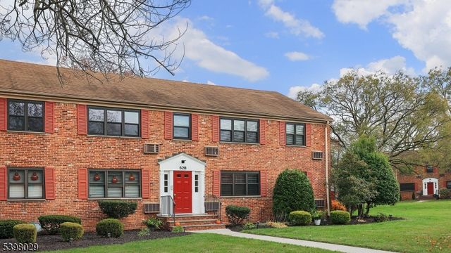 52 Sandra Circle 2B, Westfield Town, NJ 07090