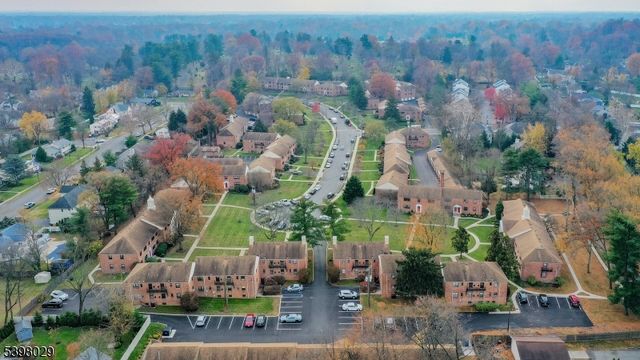 52 Sandra Circle 2B, Westfield Town, NJ 07090