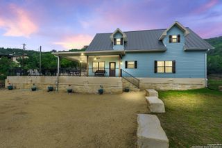 488 Canyon Oaks, Concan, TX 78838