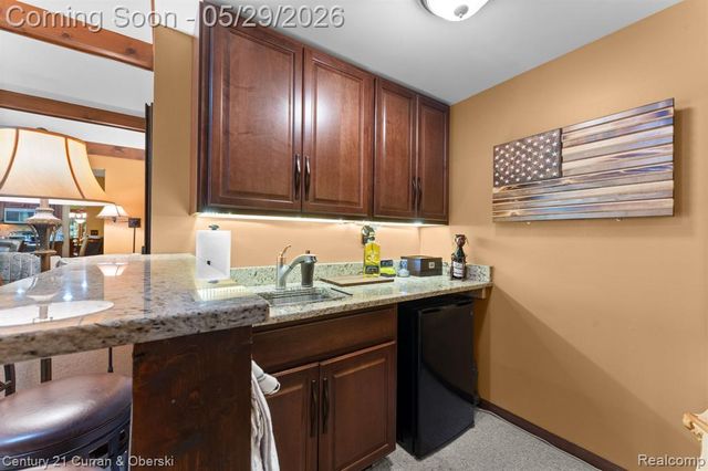 44962 Steeple Path, Novi, MI 48375