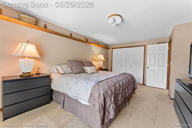 44962 Steeple Path, Novi, MI 48375
