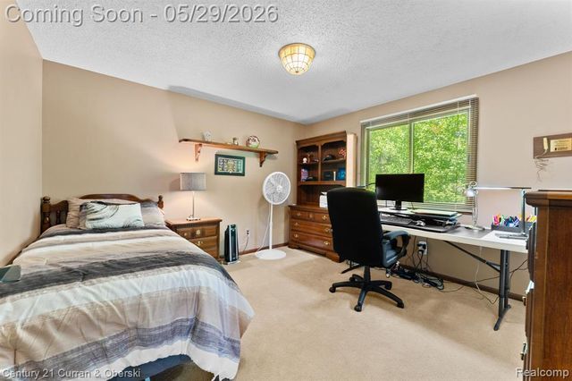 44962 Steeple Path, Novi, MI 48375