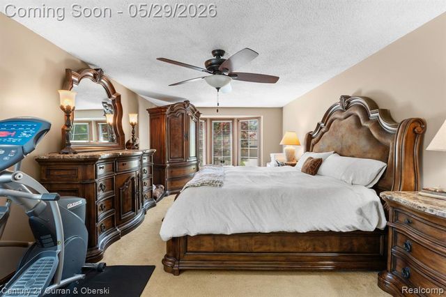 44962 Steeple Path, Novi, MI 48375