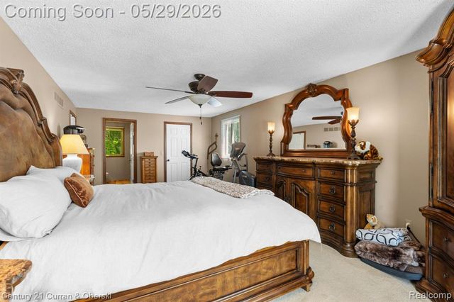 44962 Steeple Path, Novi, MI 48375