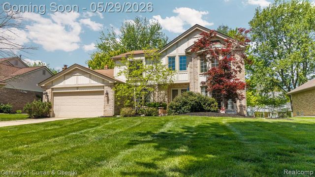 44962 Steeple Path, Novi, MI 48375