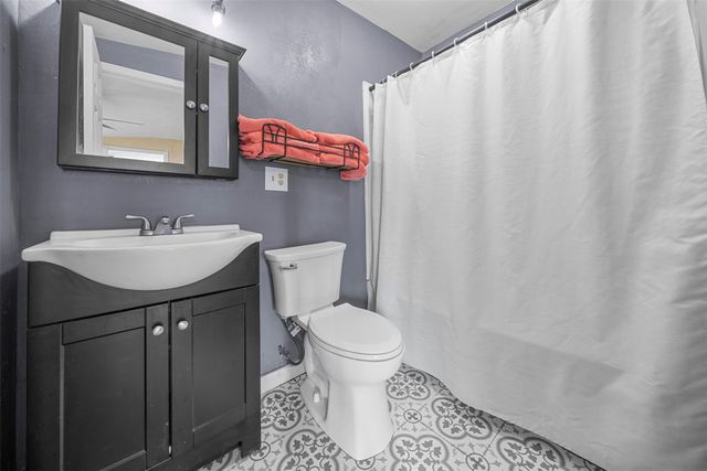 633 Haverhill Lane, Dallas, TX 75217