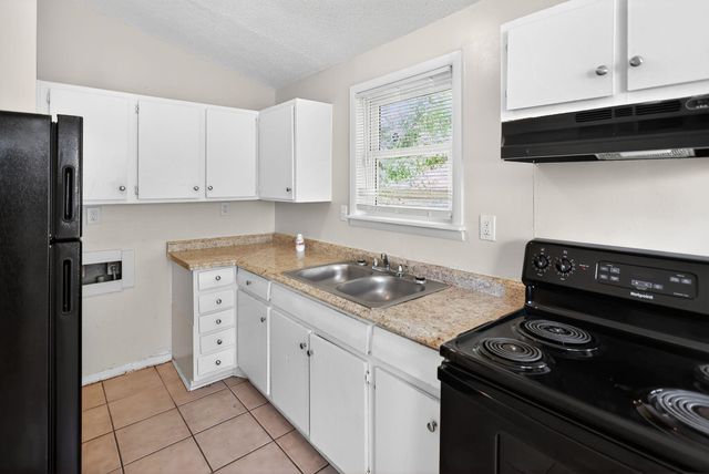 4638 APPLEVILLE ST, Memphis, TN 38109