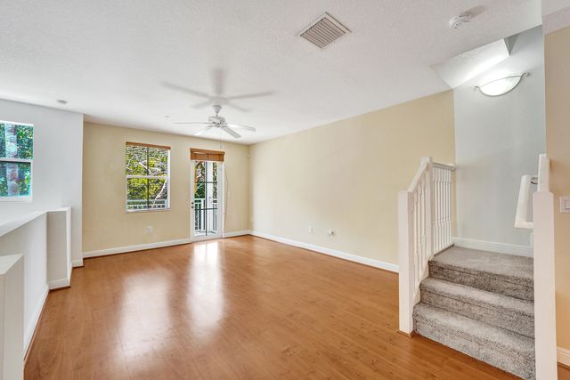 370 SW 14 Avenue, Fort Lauderdale, FL 33312