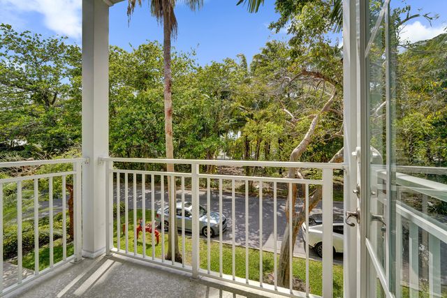 370 SW 14 Avenue, Fort Lauderdale, FL 33312