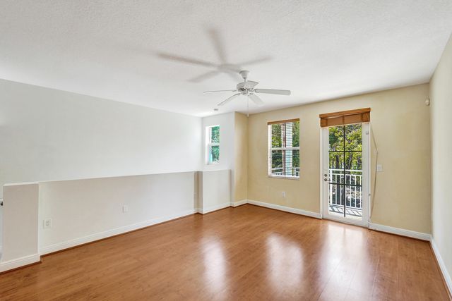 370 SW 14 Avenue, Fort Lauderdale, FL 33312