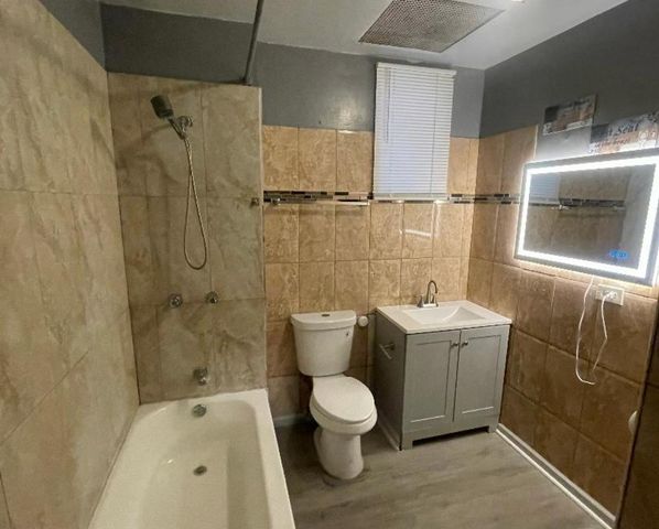 5918 S Calumet Avenue G, Chicago, IL 60637