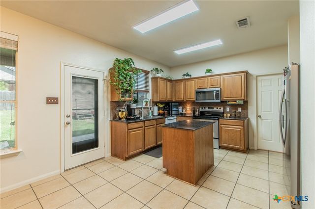 6106 Bridgewood Drive, Killeen, TX 76549