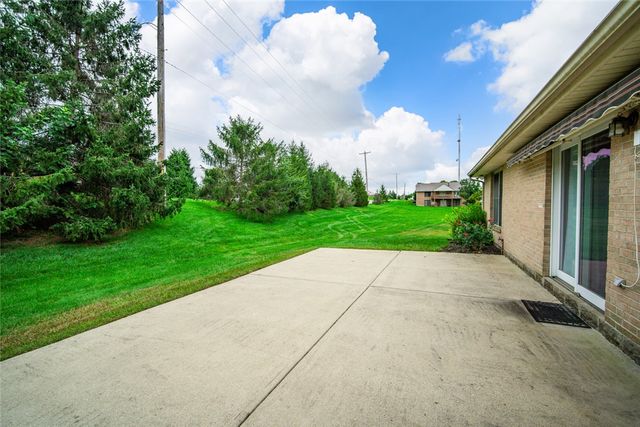 1823 Hambletonian Court, Miamisburg, OH 45342