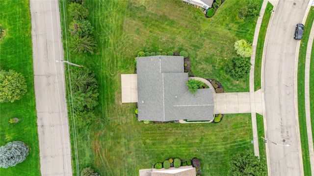 1823 Hambletonian Court, Miamisburg, OH 45342