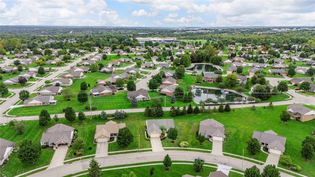 1823 Hambletonian Court, Miamisburg, OH 45342