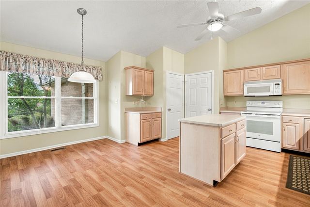 1823 Hambletonian Court, Miamisburg, OH 45342