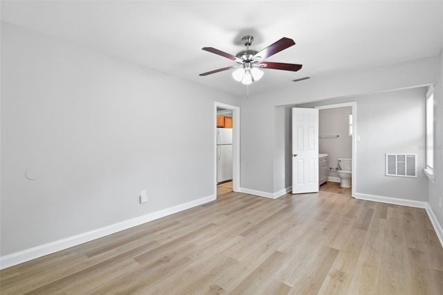 1416 E MOHAWK AVENUE, Tampa, FL 33604