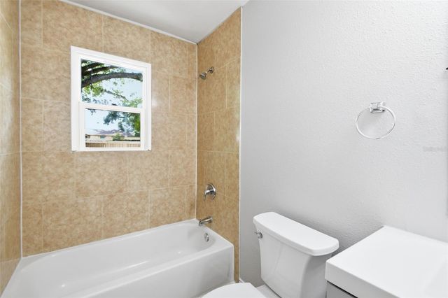 1416 E MOHAWK AVENUE, Tampa, FL 33604
