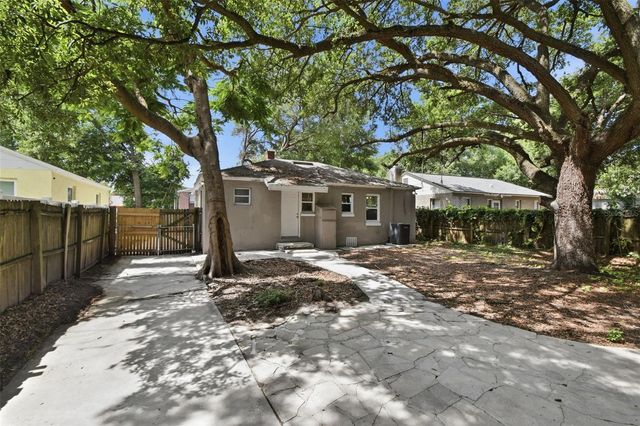 1416 E MOHAWK AVENUE, Tampa, FL 33604