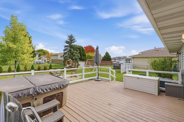 9745 Tyler Street, Crown Point, IN 46307