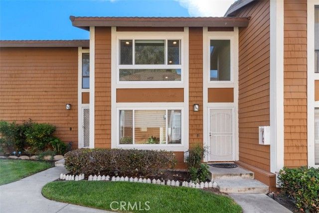 25885 Trabuco Road 203, Lake Forest (el Toro), CA 92630