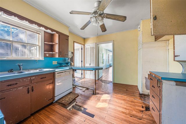 2928 Pine Avenue, Waco, TX 76708