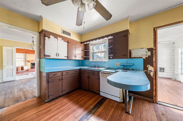 2928 Pine Avenue, Waco, TX 76708