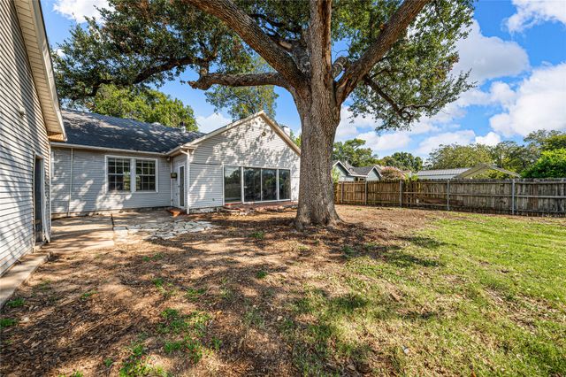 2928 Pine Avenue, Waco, TX 76708