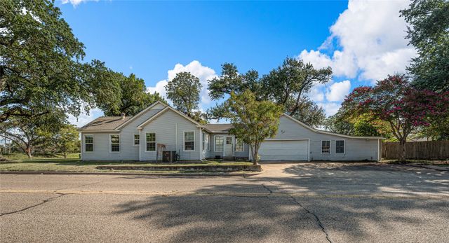 2928 Pine Avenue, Waco, TX 76708