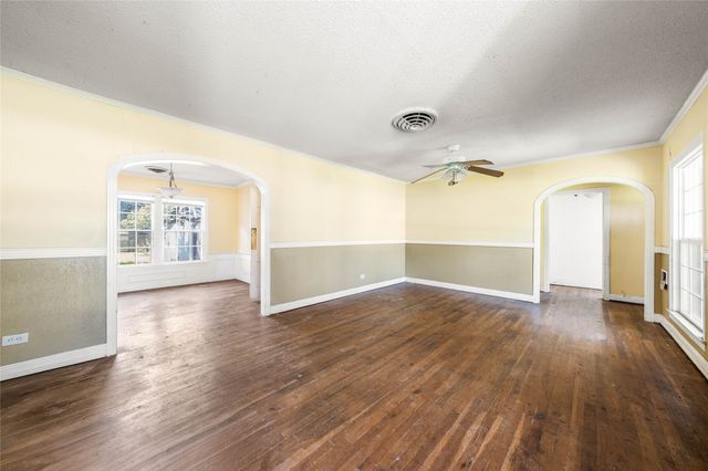 2928 Pine Avenue, Waco, TX 76708