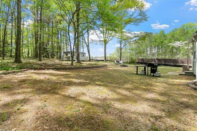 3705 Compton Woods Lane, Loganville, GA 30052